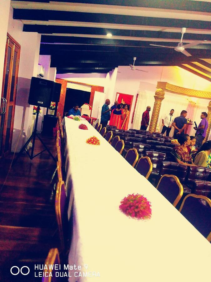 נאדי Blue Light Hotel מראה חיצוני תמונה